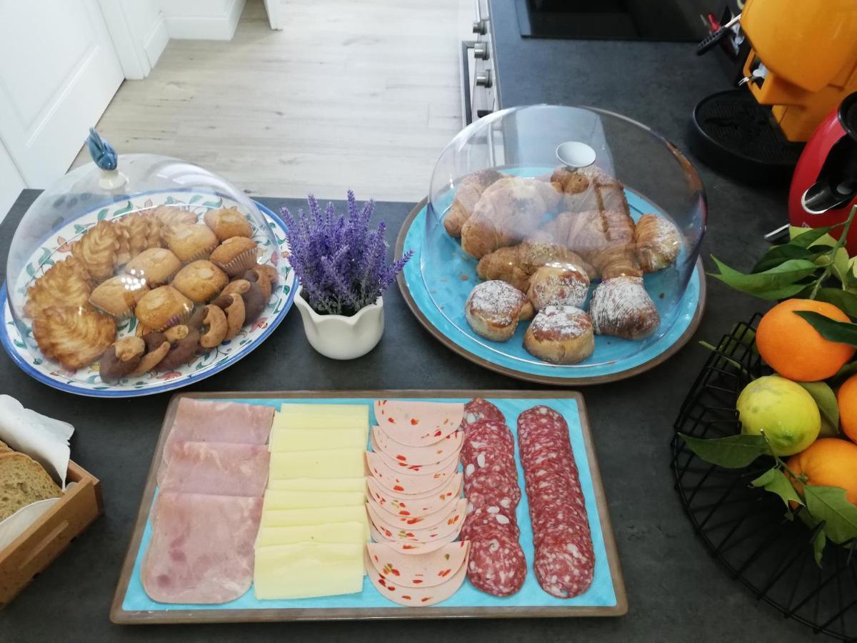 Porta San Gennaro Bed & Breakfast Napoli Dış mekan fotoğraf